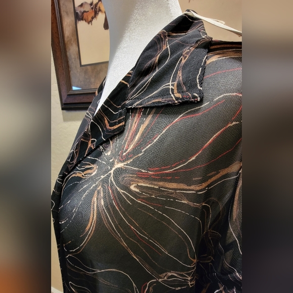 NWT Line Two Sheer Black Top - Size L - Picture 4 of 6